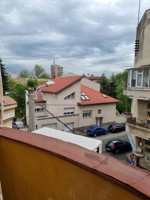 Cozy Apartment Near City Center بوخارست المظهر الخارجي الصورة