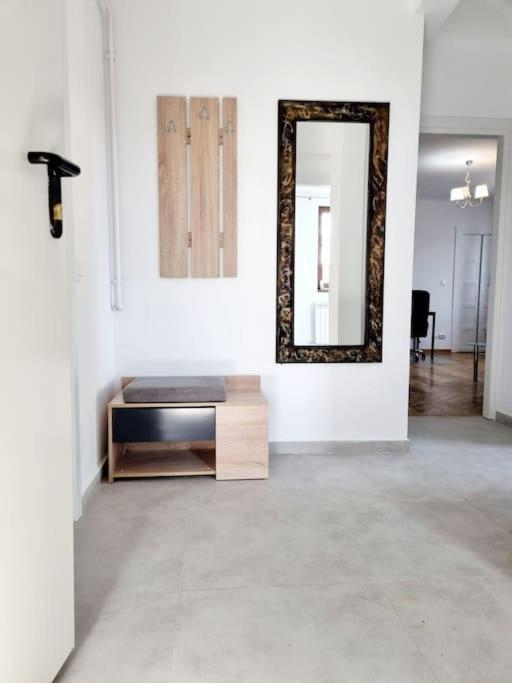 Cozy Apartment Near City Center بوخارست المظهر الخارجي الصورة